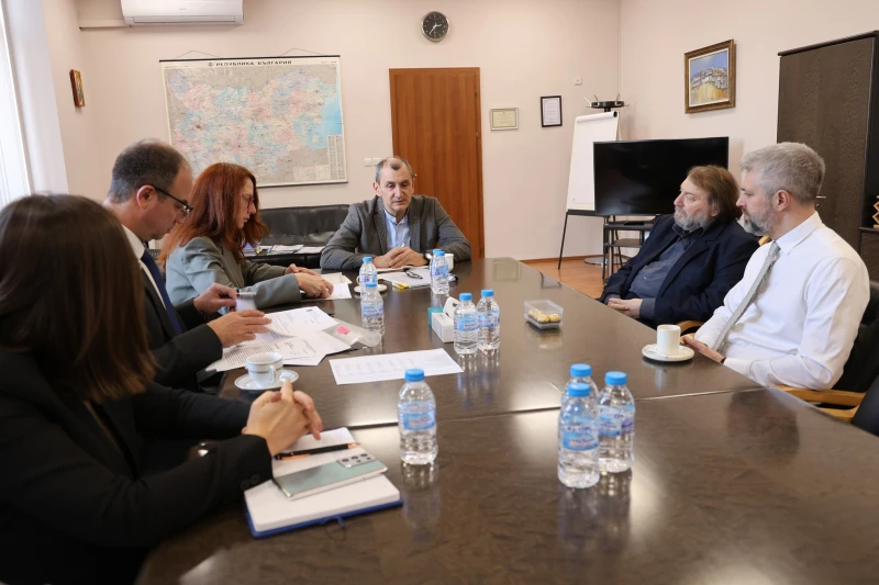 Новият здравен министър се захвана с варненската болница "Св. Анна"