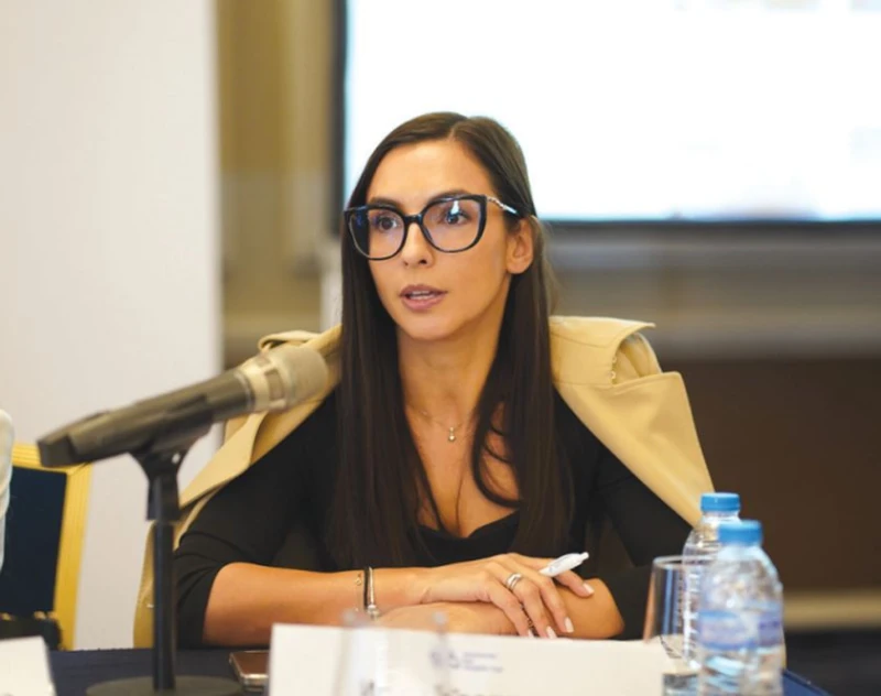 Искат оставката на шефката на "ВиК Холдинг", била жена на председателя на ДАНС