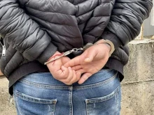 Задържаха жител на софийско село, заплашил жена си с нож