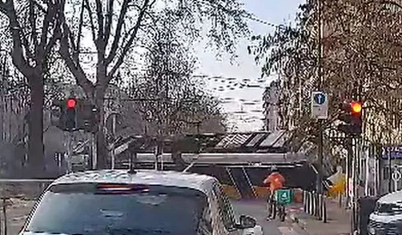 ������� ��������� � ������, ��� ������� � ������� ������