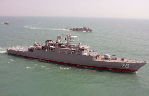 Американските военни съобщиха че са поразили ирански кораб в Оманския