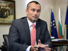 Николай Младенов: Всички хотели в Абу Даби с безплатен престой за гости, блокирани след 28 февруари