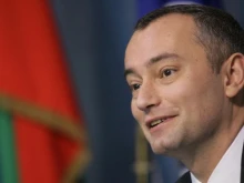 Николай Младенов: Нито един турист няма да бъде изгонен от хотелите в Дубай!