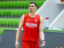 България в преследване на победата днес в Ереван