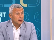 Тодор Иванджиков: Поне месец ще отнеме извозването на блокираните пътници от Близкия изток