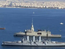 След атаките с дронове по британската авиобаза ''Акротири'': Гърция изпраща фрегати и изтребители F-16, за да защитава Кипър