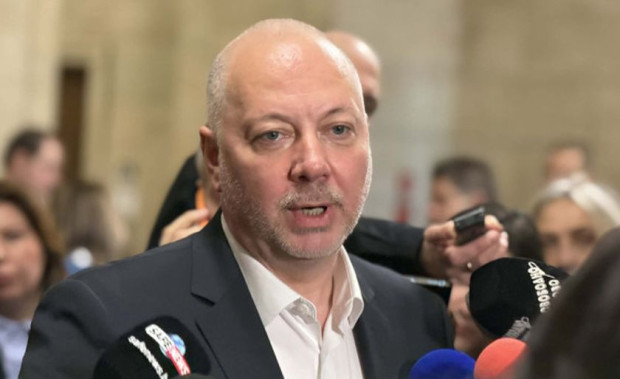 Димитър Радев ще предложи бившия премиер за подуправител на БНБ.Това