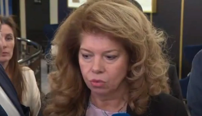 Йотова: Следим обстановката под лупа, няма опасност за националната сигурност на България