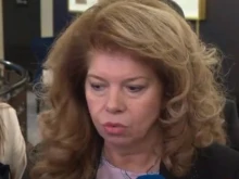 Йотова: Следим обстановката под лупа, няма опасност за националната сигурност на България