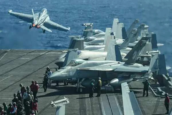 САЩ са поразили над 1700 цели в Иран
