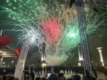 Варна отбеляза Националния празник с тържествена заря-проверка