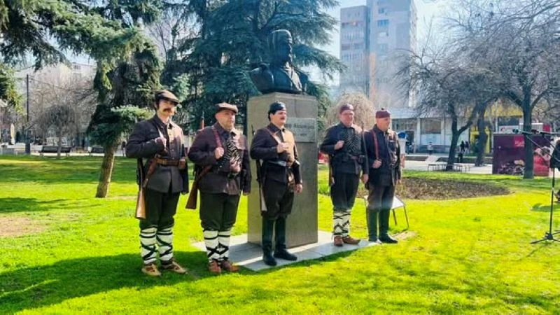 С полагане на цветя в Благоевград бяха отбелязани 145 години от рождението на Тодор Александров