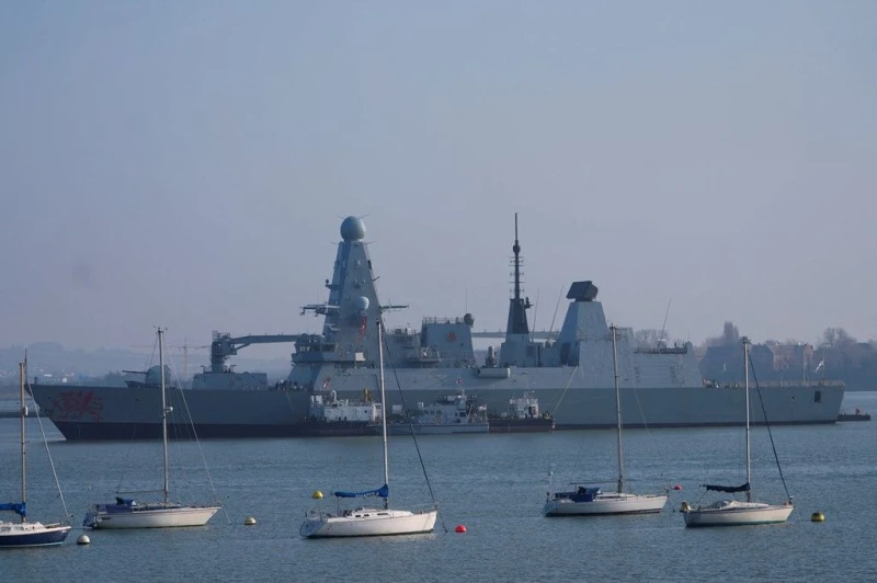 Sky News: HMS Dragon ще замине за Кипър до следващата седмица