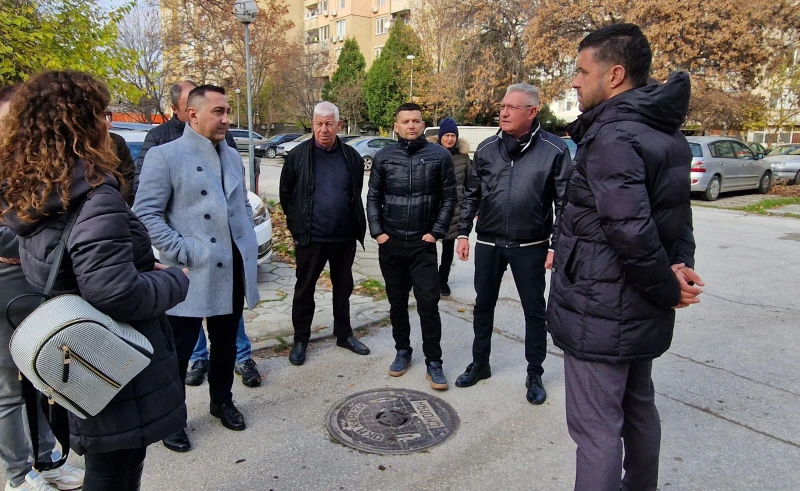 В ход е санирането и на блок на ул. "Генерал Радко Димитриев" в "Източен"  