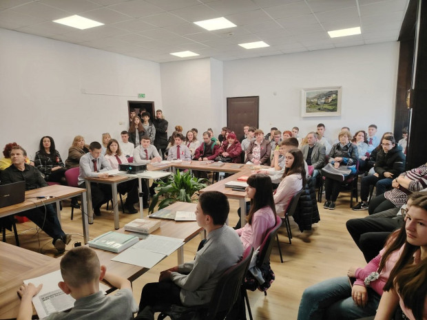 С провеждане на кръгла маса на тема 3 ти март –