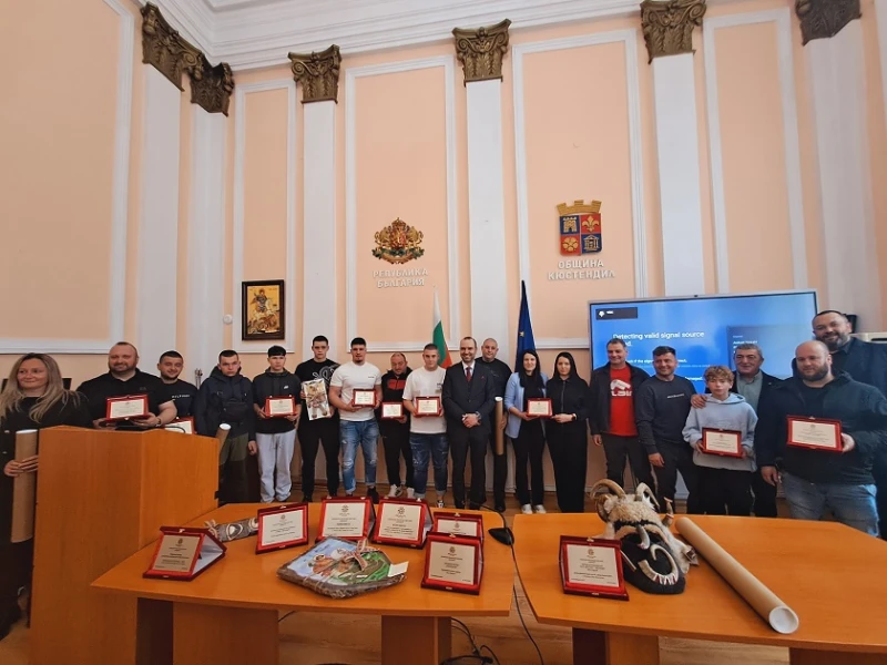 Кюстендил награди пазителите на маскарадната традиция