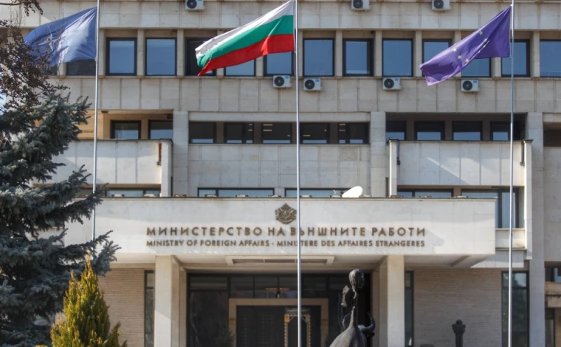 МВнР с актуална информация за операциите по извеждане на български граждани от региона на Близкия изток и Иран