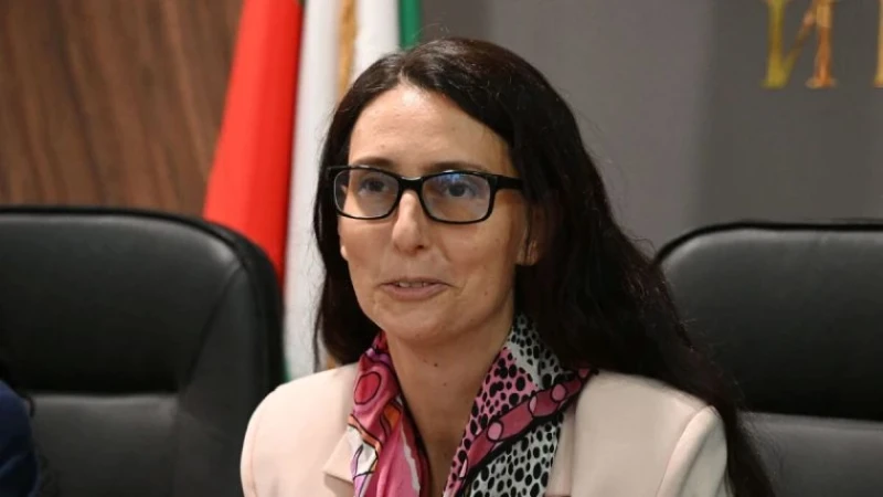 Официално: Йотова подписа указа за освобождаване на регионалния министър