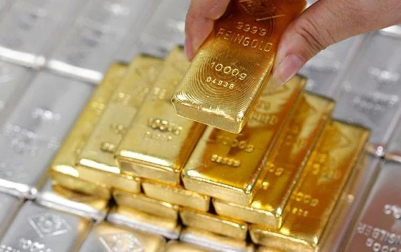Търговци продават злато с огромна отстъпка, не могат да го изнесат от Дубай заради войната