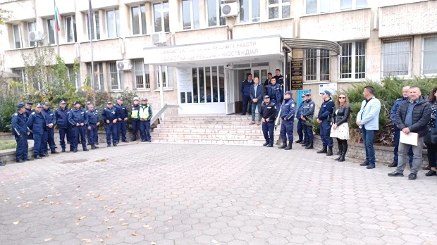 В Кюстендил отдават почит на загиналите служители на МВР