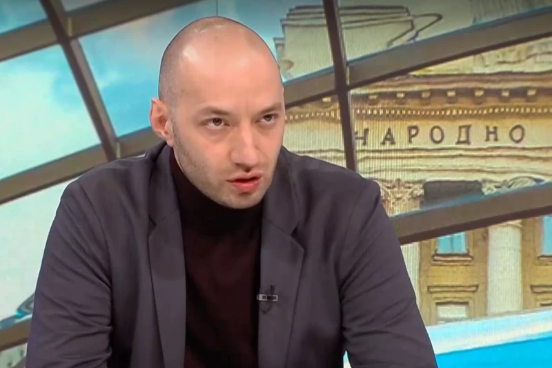 Политолог: Радев няма да бъде твърде активен по време на предизборната кампания