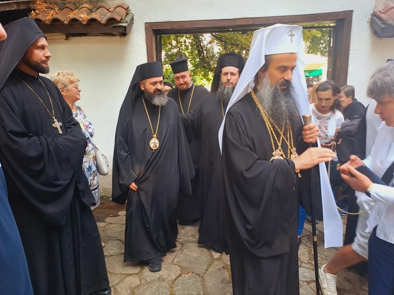 Патриаршеска литургия в Сапарева баня