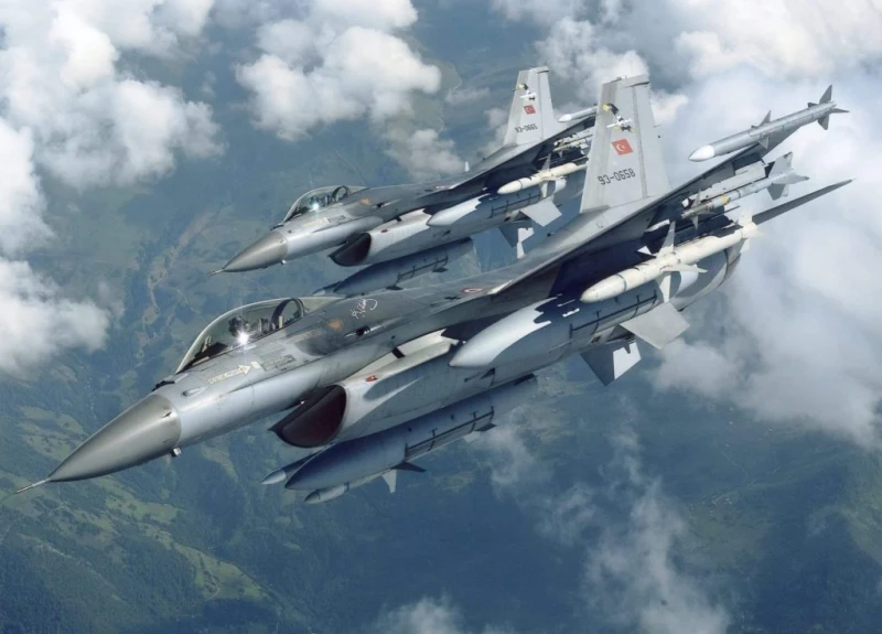 Турция ще разположи шест изтребителя F-16 в Северен Кипър заради конфликта с Иран