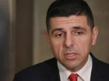 Ивайло Мирчев: Не усещам служебния кабинет като партиен