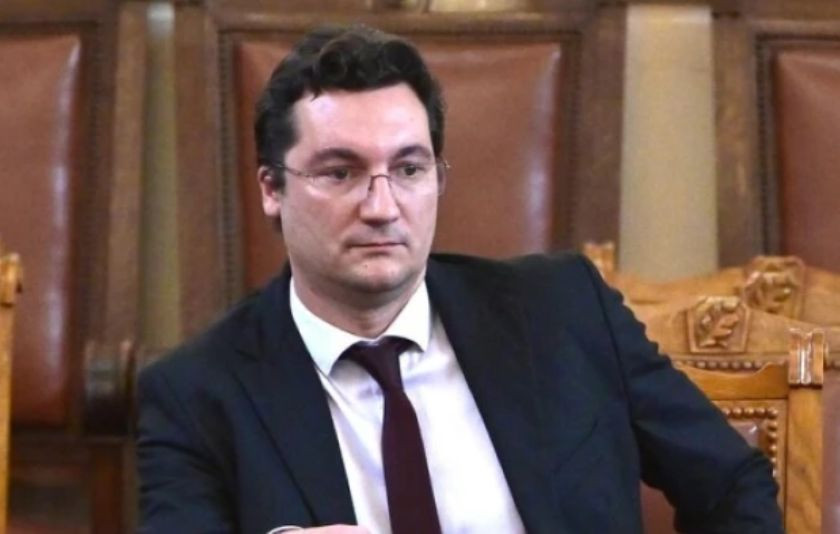 Лидерът на БСП призова магистрати и политици които са обект