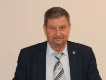 Синдикат "Образование" гневно към МОН: Учителите и директорите често се унижават от държавни и регионални експерти