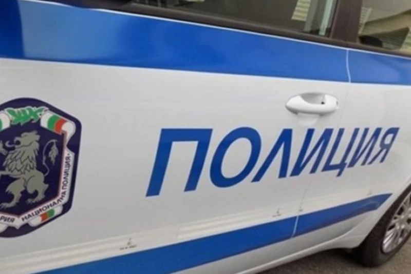 Двама задържани в Ботевград за притежание на наркотици 