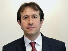 Министър Исмаилов: 60% от служителите на "Български пощи" получават минимална заплата, а изпълнителният директор над 7600 евро на месец