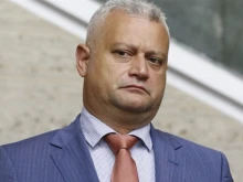 Майката на детето на Дечев: Той излъга, че го гледа, бил е в парламента, а то - само в апартамент на 8 етаж!