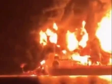 Два танкера са избухнали в пламъци в иракски териториални води, подозират удар с воден дрон