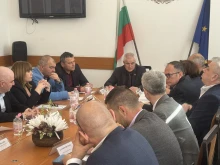 Организационно-техническата подготовка за предстоящия вот обсъдиха във Варна