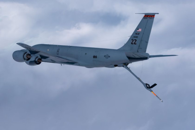 ����������� ������� �������� KC-135 Stratotanker � ������ ��� ����