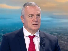 Цветлин Йовчев: Самолетите F-16 са почти безполезни при атака с балистични ракети