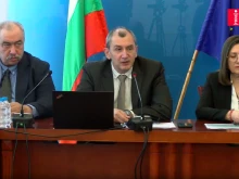 Пристигнаха първите тестове за откриване на рак на маточната шийка и на дебелото черво