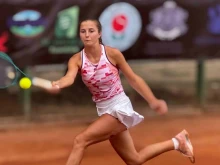 Росица Денчева отпадна на полуфиналите на сингъл, ще играе финал на двойки в Гърция