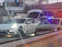 Катастрофа затруднява движението по натоварен софийски булевард