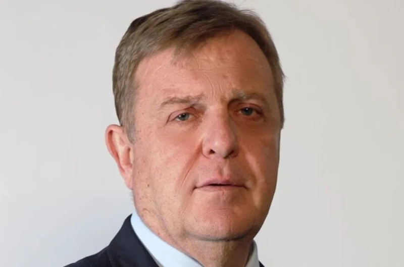 Красимир Каракачанов: ВМРО подкрепя "Прогресивна България"