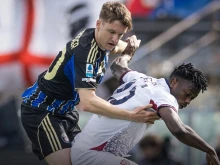 Двама българи изгледаха от скамейката рядка победа на Пиза в Серия "А"