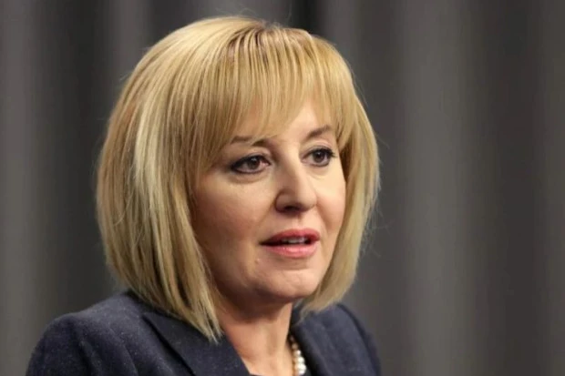 Мая Манолова: Настояваме Трайчо Трайков незабавно да оттегли наредбата за новата формула за сградна инсталация