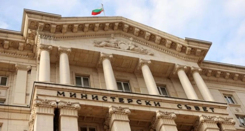 Министерският съвет внася жалба в КС срещу решението за Съвета за мир