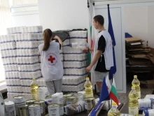 БЧК започва раздаването на хранителни продукти за най-бедните в Бургаско