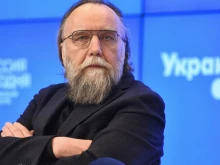 Идеологът на Путин: Руснаците трябва напълно да се откажат от интернета