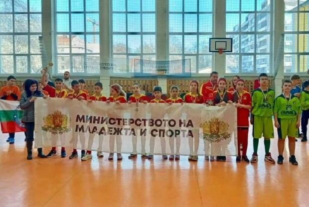 Отборът Мечките Баните стана вицешампион от финалния турнир на XXV то