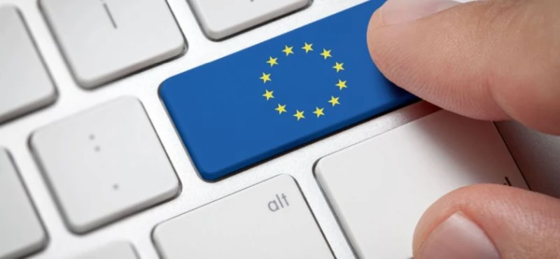ЕС активира системата за борба с онлайн дезинформацията преди изборите в Украйна