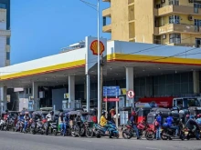 Шри Ланка обявява всяка сряда за почивна, за да пести гориво