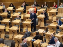 Парламентът на Шотландия отхвърли легализиране на асистираната смърт